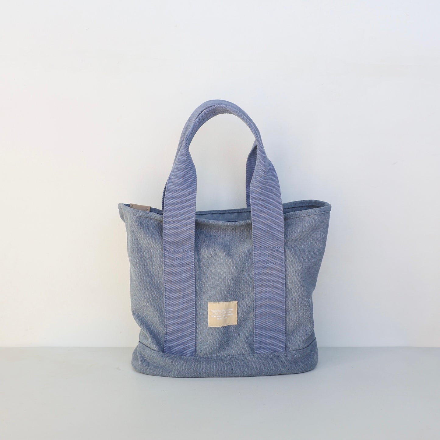 Aloha Tote Medium (blue denim)