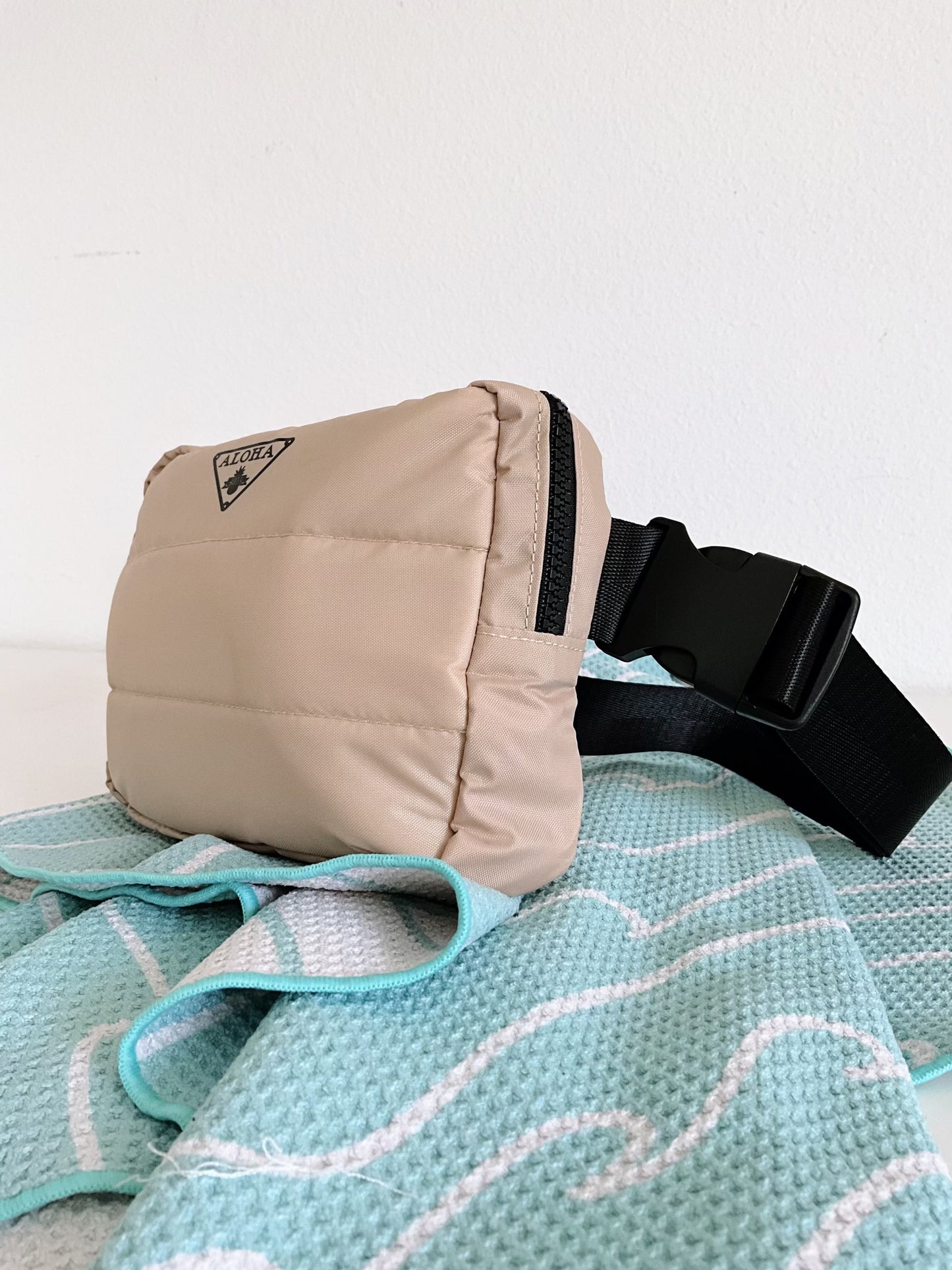 Luxe Aloha Bumbag (almond)