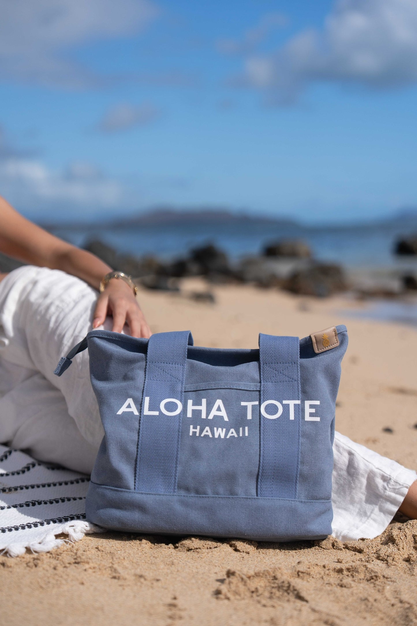 Aloha Tote Medium- blue denim