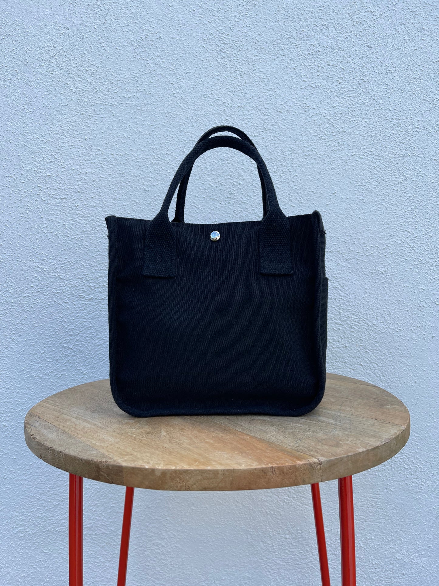 Little Aloha Tote (black/white)