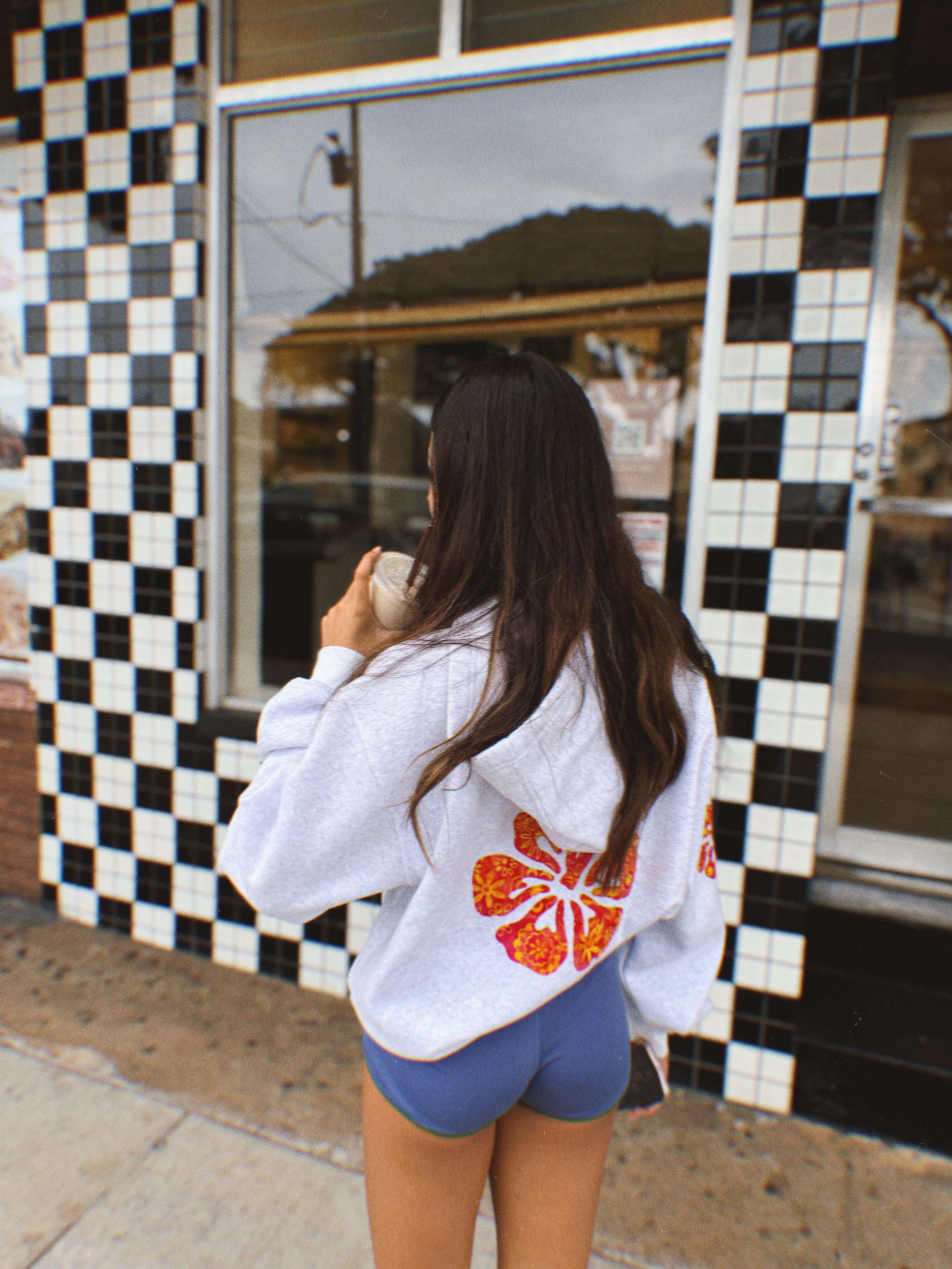 Hibiscus Hoodie – The Pineapple Collective