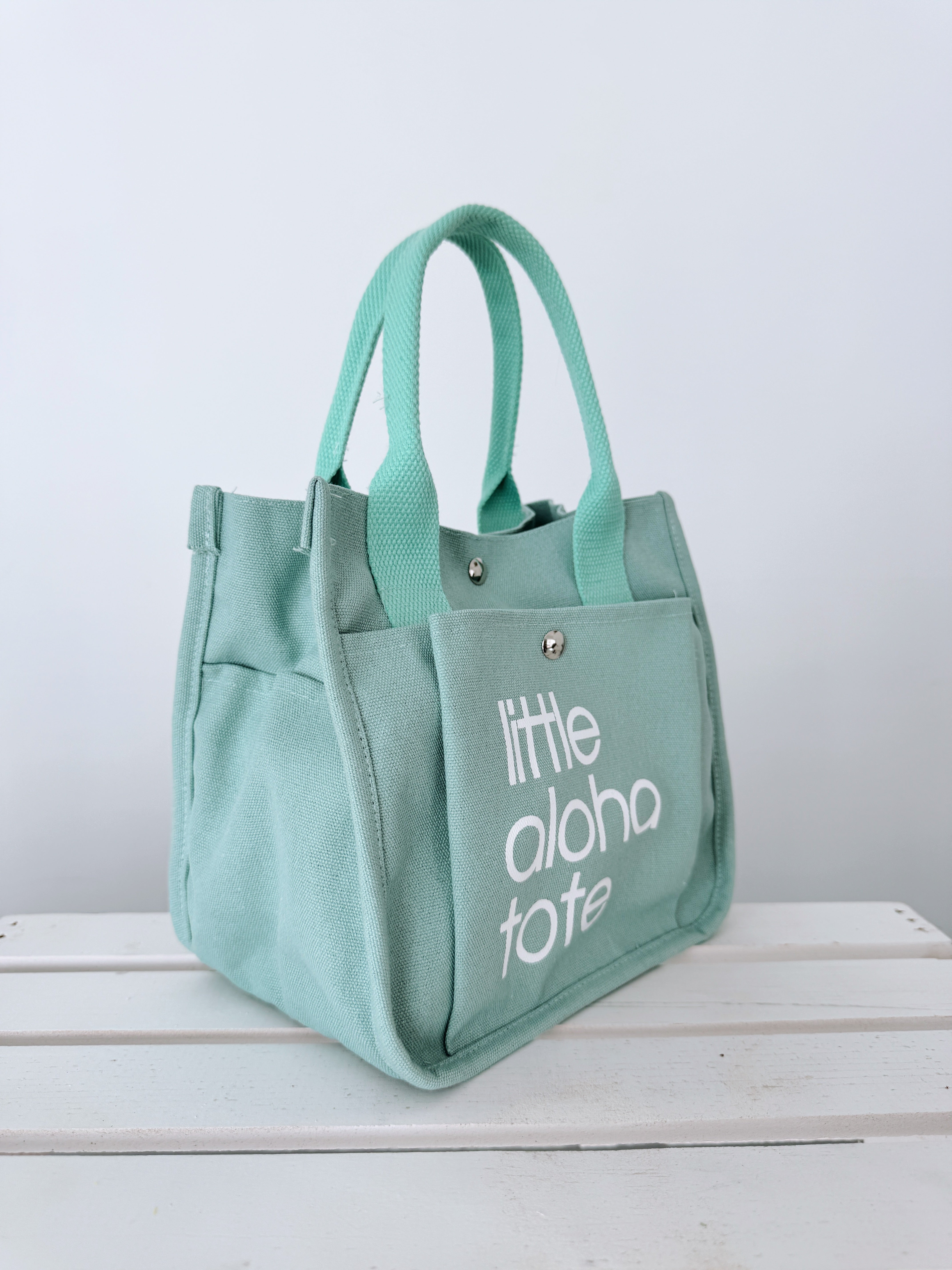 Little Aloha Tote- seafoam mint – The Pineapple Collective