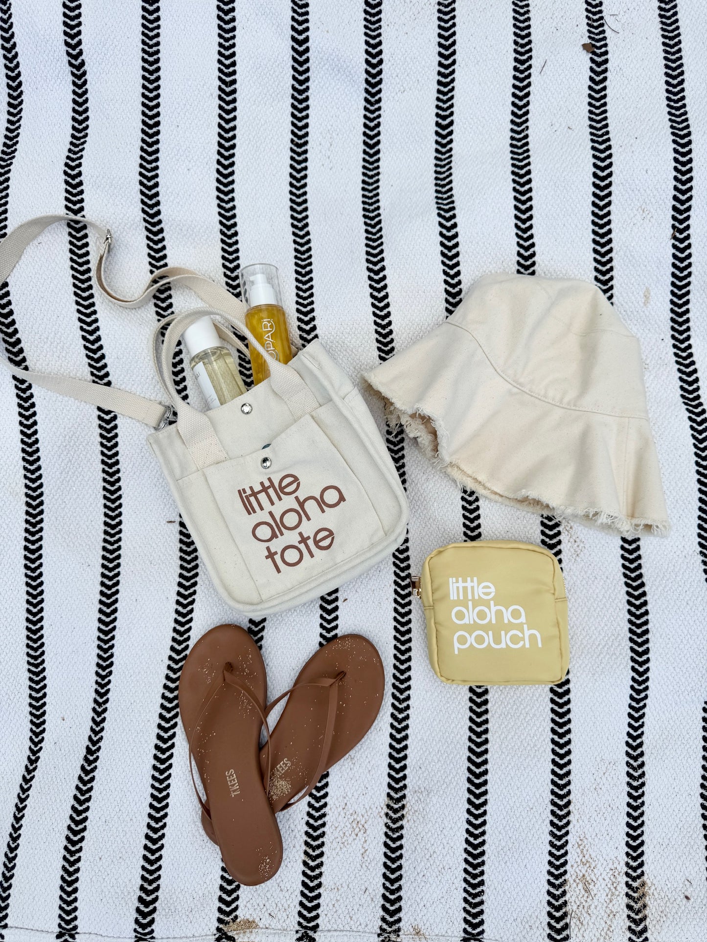 Little Aloha Pouch (butter yellow)