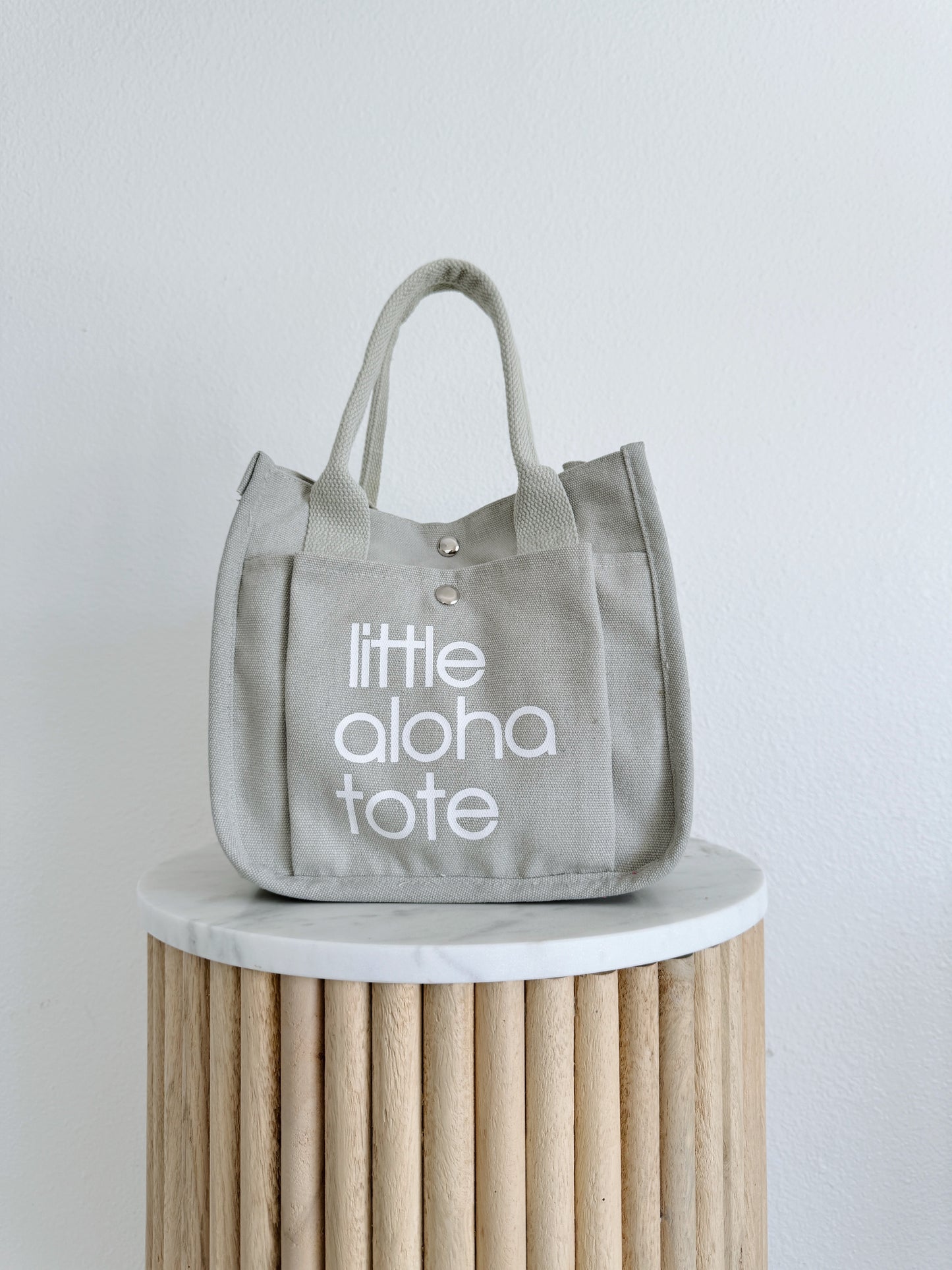 Little Aloha Tote (light gray)