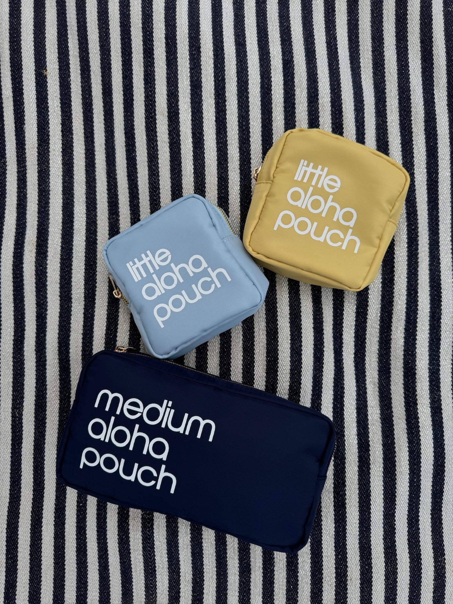 Medium Aloha Pouch (navy blue)