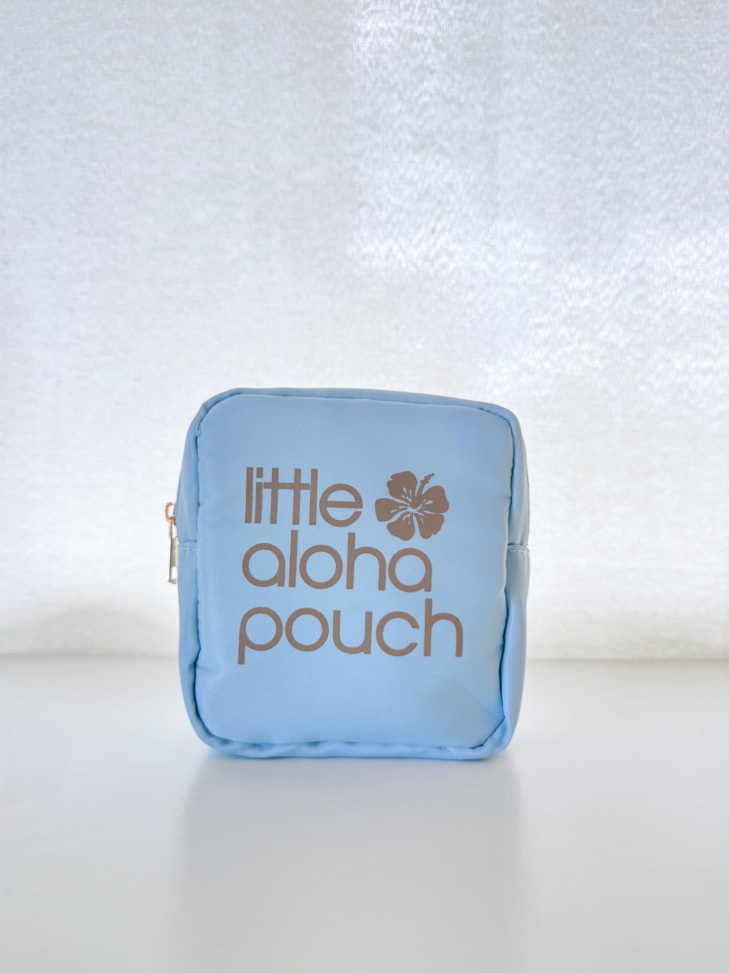 Little Aloha Pouch- sky blue/taupe