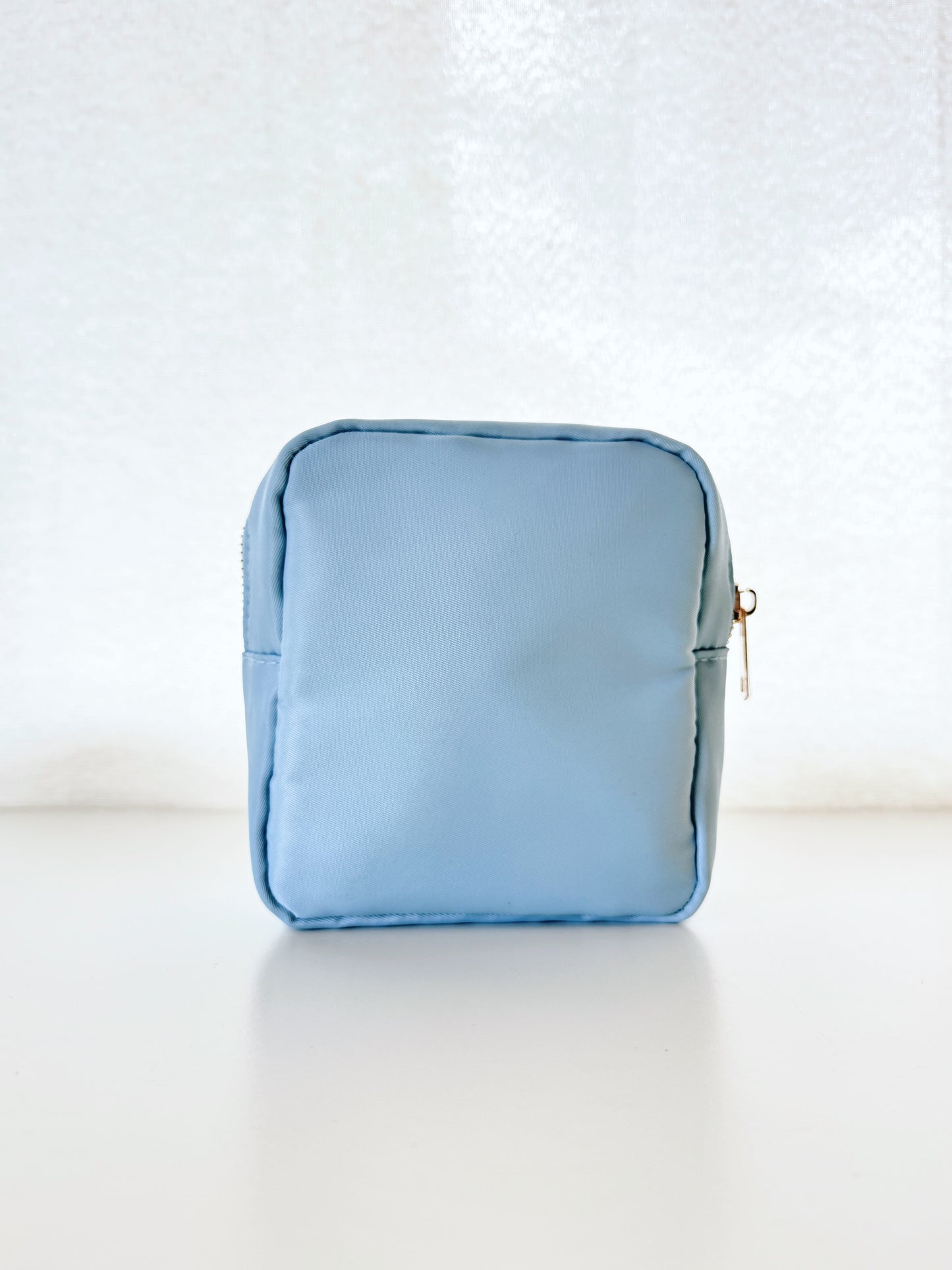 Little Aloha Pouch- sky blue/taupe