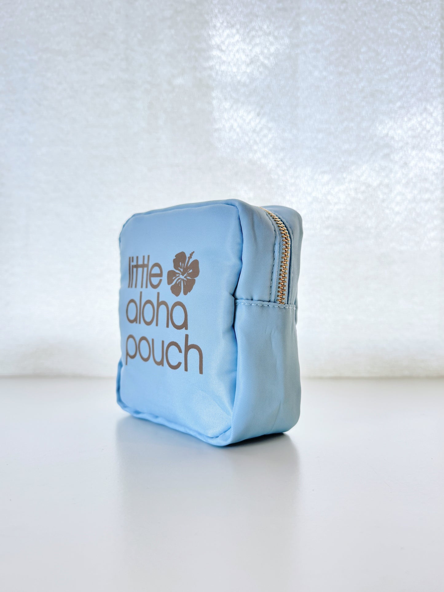 Little Aloha Pouch- sky blue/taupe